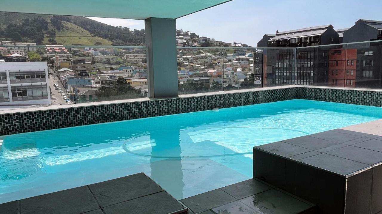 Modern Luxury Studio With Breathtaking City Views - No Load Shedding Città del Capo Esterno foto